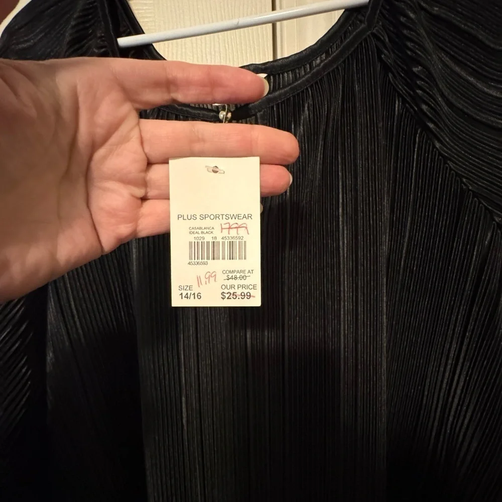 Cato Black Pleated Blouse - Picture 8 of 8